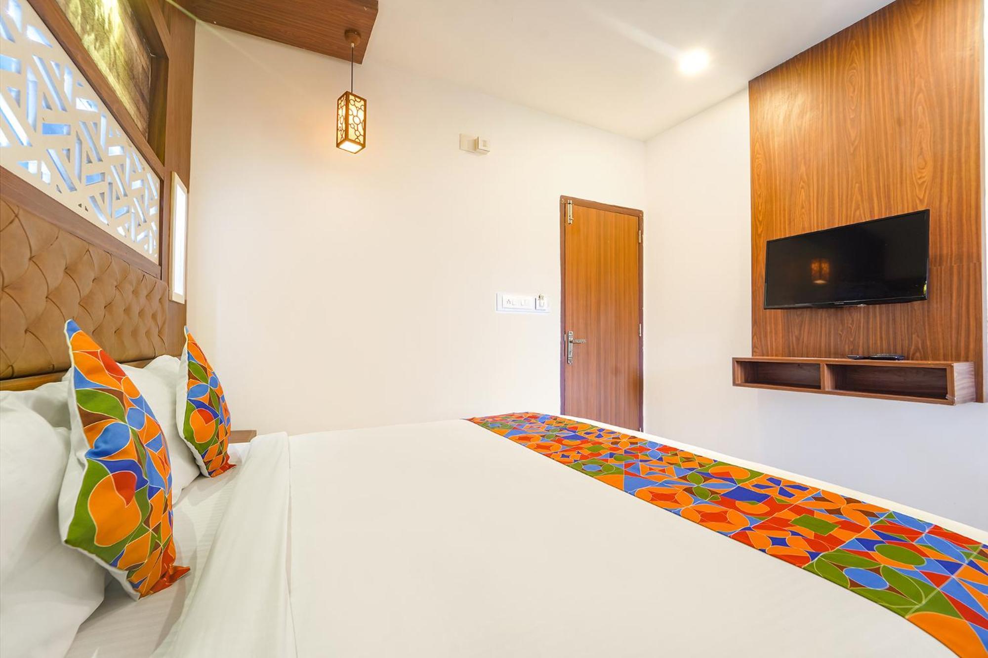 Fabhotel Qube - 800M From Ernakulam Junction South Railway Station Kochi Extérieur photo